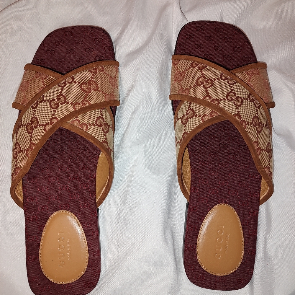 Gucci sandals